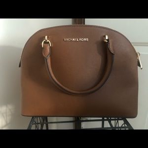 NWT Michael Kors Emmy. Large Leather Dome Bag. Comes with a dust bag.